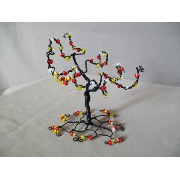 Brilliant Ebony Wire Tree Design